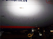 В Киеве вандалы расписали самолет ''Аэрофлота''