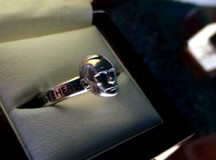 Кольцо всевластия с портретом Путина. © Фото ТСН