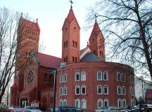 Костел святых Сымона и Алены в Минске. © Фото - Дмитрий Газин