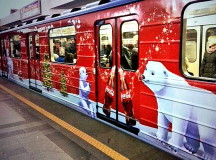 Брендированный поезд Coca-Cola в метро Минска. © Фото - marketing.by