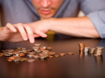 В августе доходы россиян упали на 8%. © Фото с сайта  rabota-i-vakansii.ru