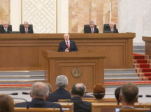 Во время выступления перед депутатами. © Фото - пресс-служба президента Беларуси