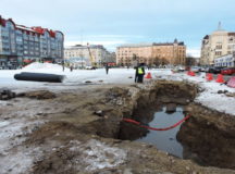 Красная площадь Выборга тонет в фекалиях. © Фото - 47news.ru