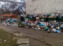 Крым утонул в мусоре, а деньги на вывоз «распилили»