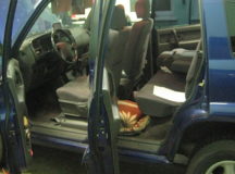 Россиянин вёз в Беларусь оружие и книгу Гитлера