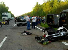 Колонна байкеров попала в крупное ДТП (ВИДЕО)