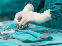 У пациента хирурга-женщины шансы выжить на 12% выше. © Фото с сайта naked-science.ru