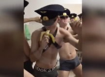 Забавы российских курсантов. © Скриншот из видео