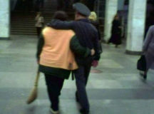 Уборщица на вокзале в России. © Фото с сайта kaifolog.ru