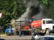 Героические русские ассенизаторы. © Скриншот из видео