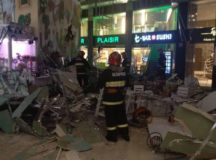 В ТЦ «Арена-Сити» рухнул потолок (ВИДЕО)