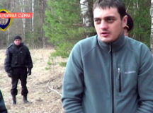 "Чёрный риэлтор" Семён Бережной показывает, где закапывал жертв. © Фото - Следственный комитет Беларуси