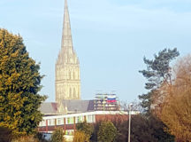 На соборе в Солсбери вывесили флаг России