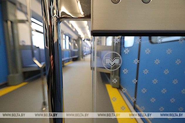 Представлен первый поезд Stadler для метро Минска