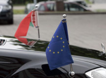 Флаги Беларуси и Евросоюза. © Фото с сайта mfa.gov.by