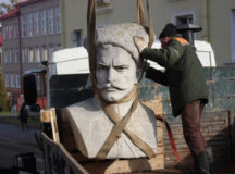 Василия Ивановича увозят из центра Гродно. © Фото - Hrodna Life