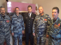 Бездомные сотрудники ОМОН обратились к Путину. © Скриншот из видео