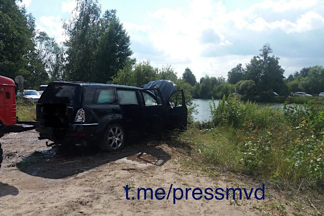 Трагедия под Белоозёрском: 10 человек в одном авто упали в канал