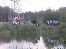 На Брестчине 10 человек в Mercedes упали в канал