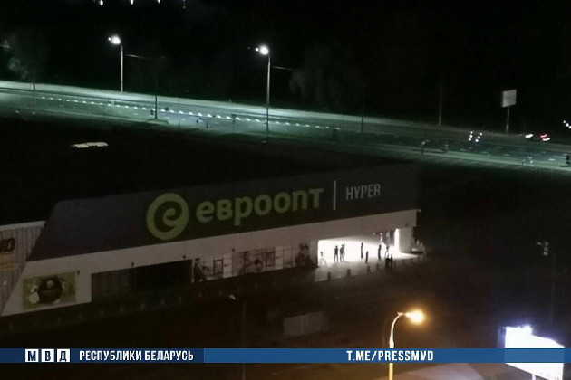 18-летний белорус громил топором гипермаркет «Евроопт» в Бресте